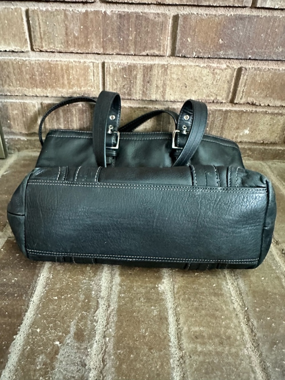 Vintage Coach Hampton Black Leather Tote Bag F11201 - Picture 10 of 10